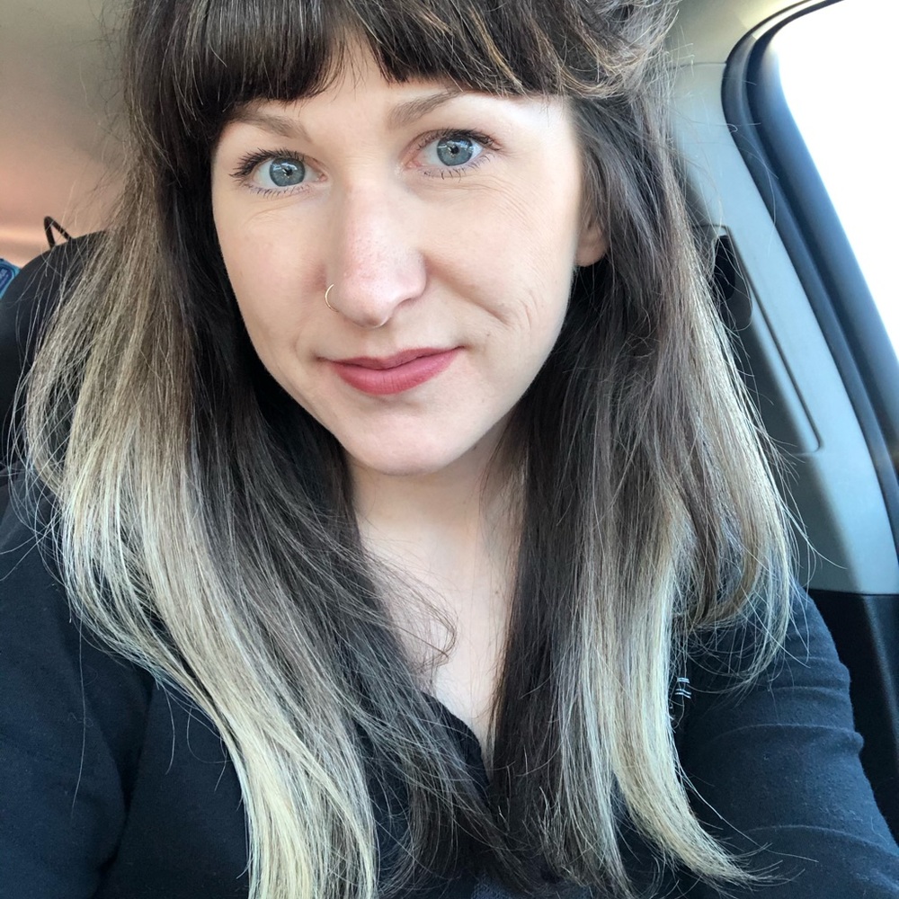 Meet your Posher, Laura